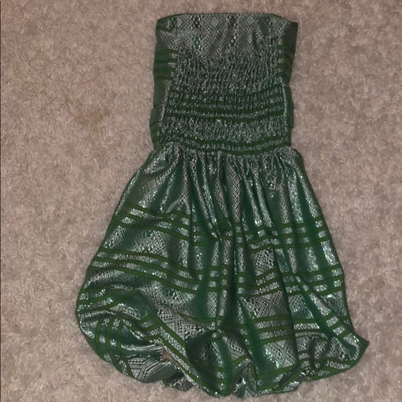 Stella M’Lia Green Cocktail Dress - Picture 2 of 2
